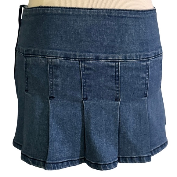 Sugar Thrillz Wide Open Spaces Size S Denim Bustier Top & Pleated Mini Skirt Set - Picture 7 of 12
